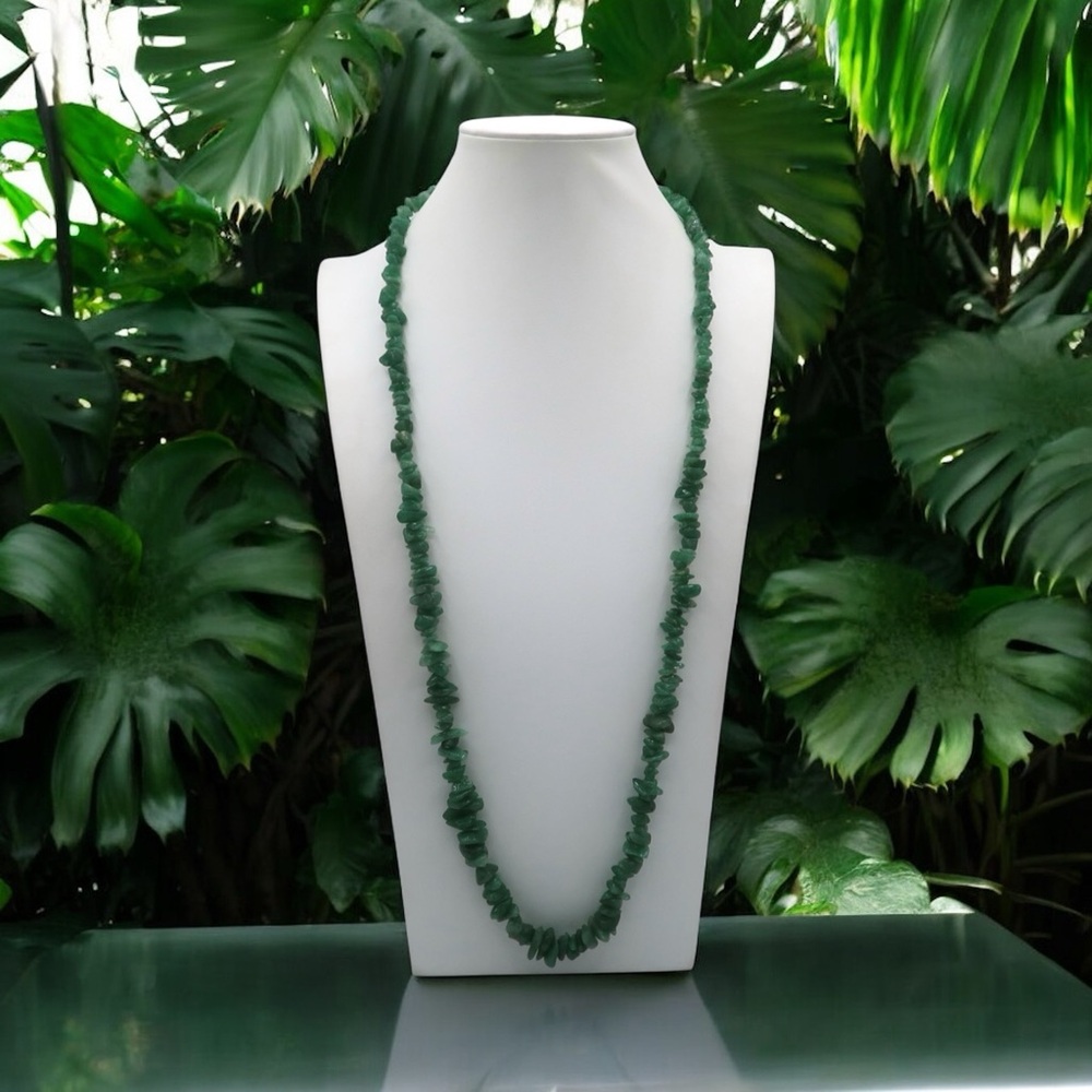 GREEN AVENTURINE NECKLACE